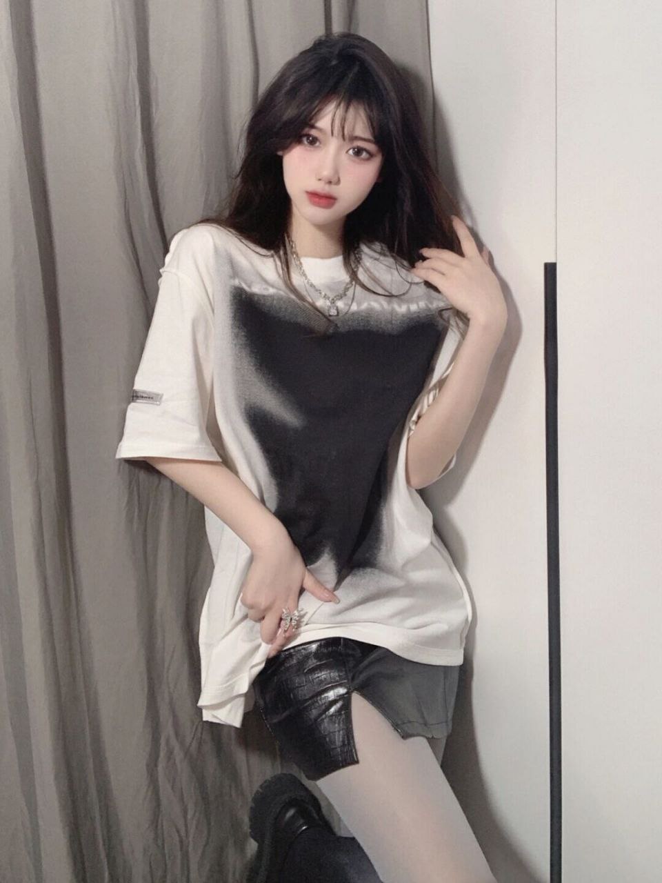  扒开腿狂躁女人爽出白浆A片小说