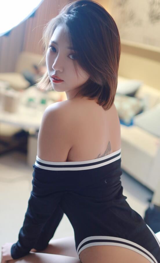  国产AV一区二区三区人妻