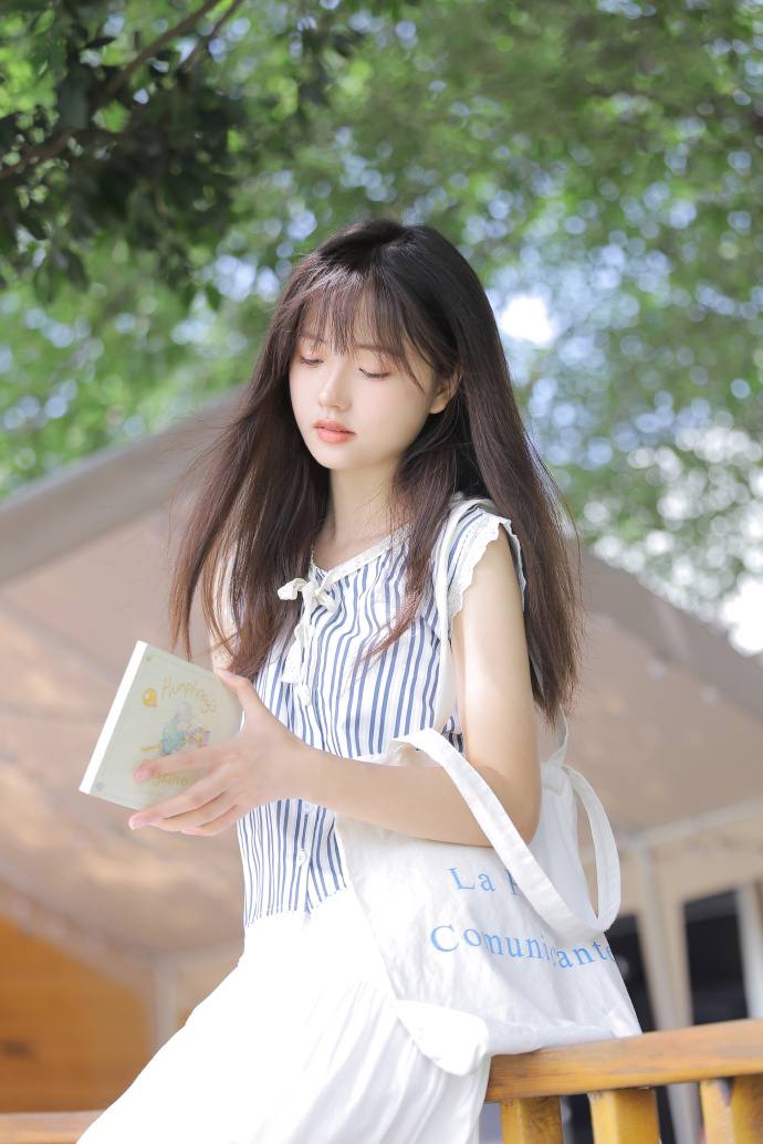 美女脱全身衣服免费网站