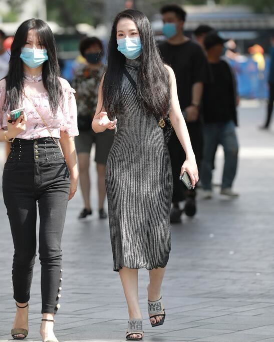 吻胸摸屁股激烈视频床震播放免费