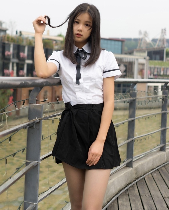 一边摸一边做爽的视频17国产