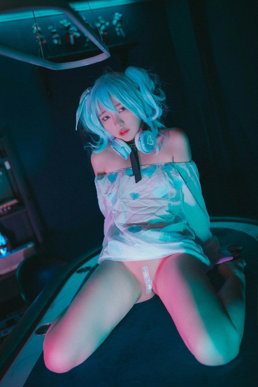 女人下边被添全过程A片图片小说